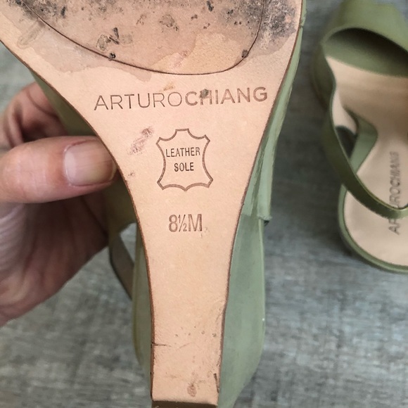 Arturo Chiang Peep Toe Green Patent Leather Wedges - Picture 4 of 5